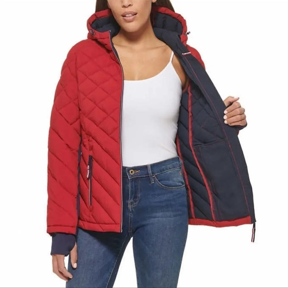 Tommy Hilfiger Ladies' Packable Jacket Red Medium NWT - Picture 1 of 10